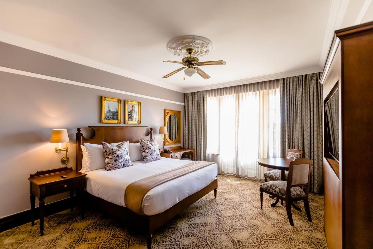 Gold Reef City Hotel ヨハネスブルグ エクステリア 写真