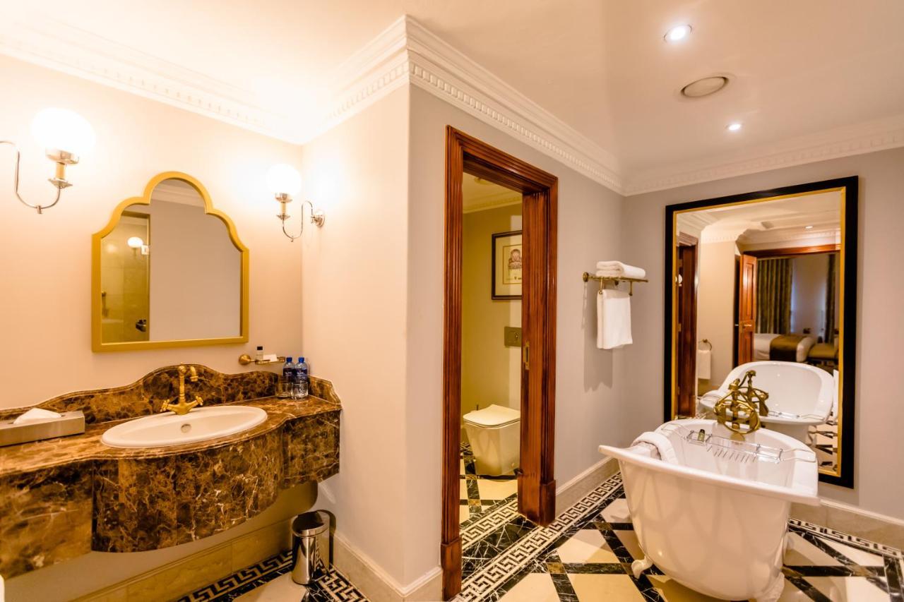 Gold Reef City Hotel ヨハネスブルグ エクステリア 写真