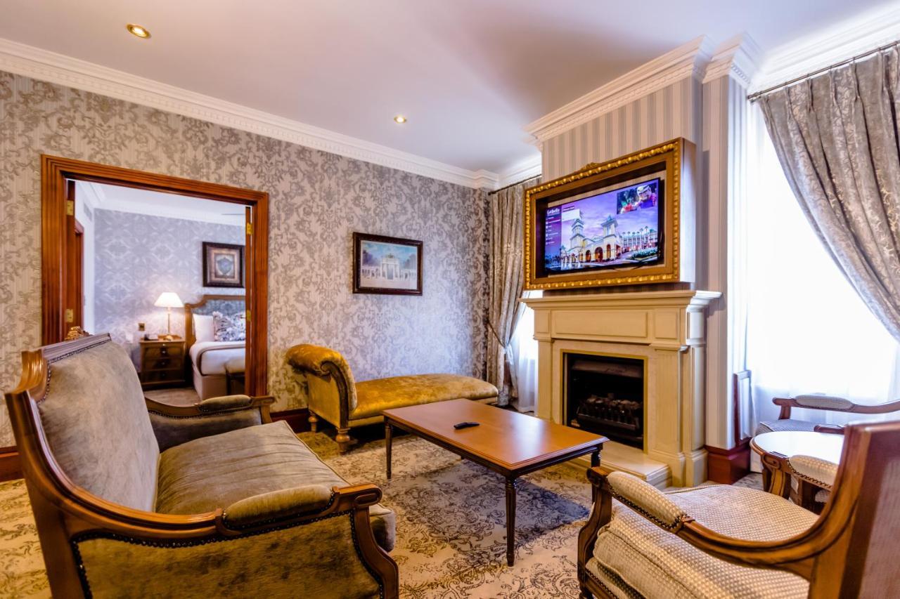 Gold Reef City Hotel ヨハネスブルグ エクステリア 写真