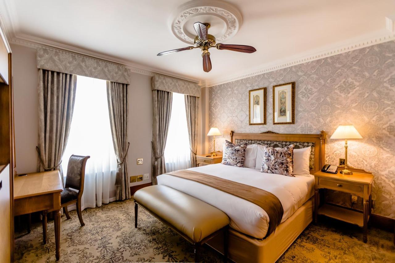 Gold Reef City Hotel ヨハネスブルグ エクステリア 写真